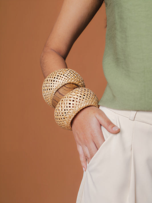 Bracelete Trama